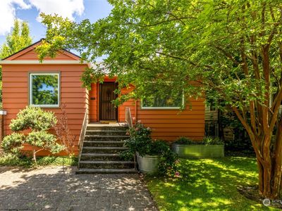 6650 Flora Avenue S, Seattle, WA, 98108