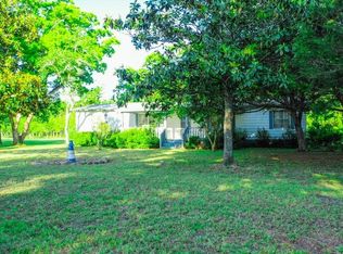 6712 Roberson Rd, Blackshear, GA 31516