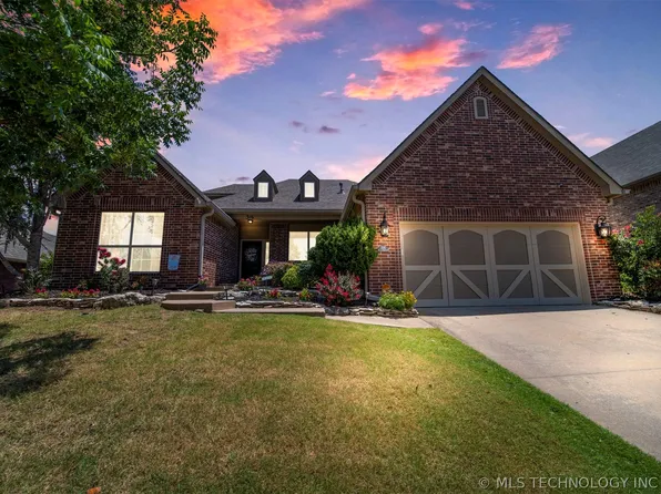 316 E 125th Ct S, Jenks, OK 74037
