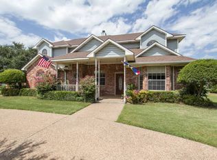 2105 Woodcreek, Carrollton, TX 75006