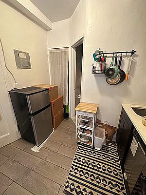 5th image of 542 E 11th St #Bb