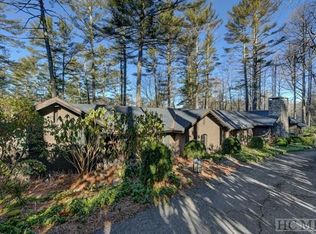 551 Cobb Rd, Highlands, NC 28741