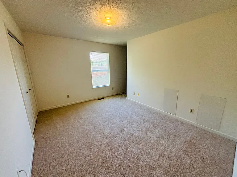 510 Craig St — Photo 10