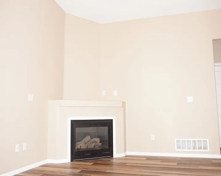 5686 Sunshade Point — Photo 12