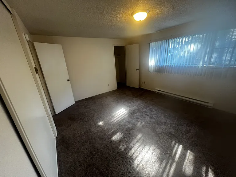 8753 SE Flavel St #8753 — Photo 9