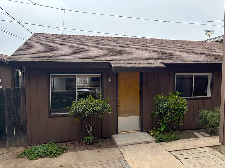 489 Estero Ave — Photo 1