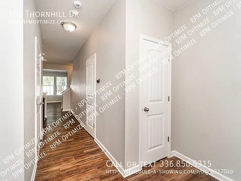 156 Thornhill Dr — Photo 14