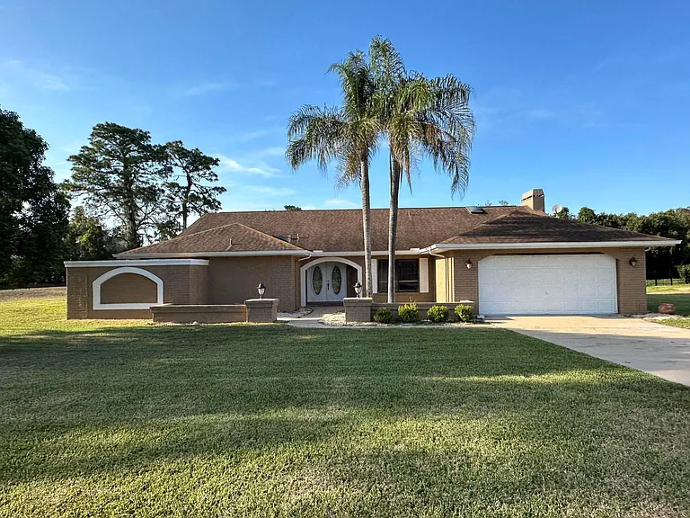 12445 Everard Dr — Photo 1