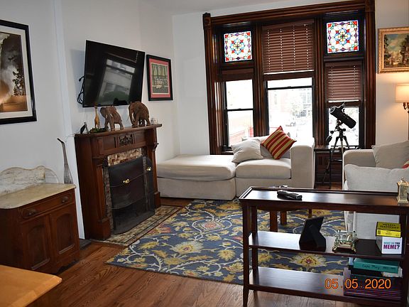 2nd image of 2232 N Kenmore Ave APT 2