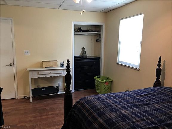 4th image of 3105 Elm St