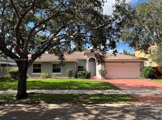 4289 NW 41st Ln, Pompano Beach, FL 33073