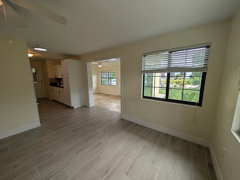 27654 Franklin St — Photo 11