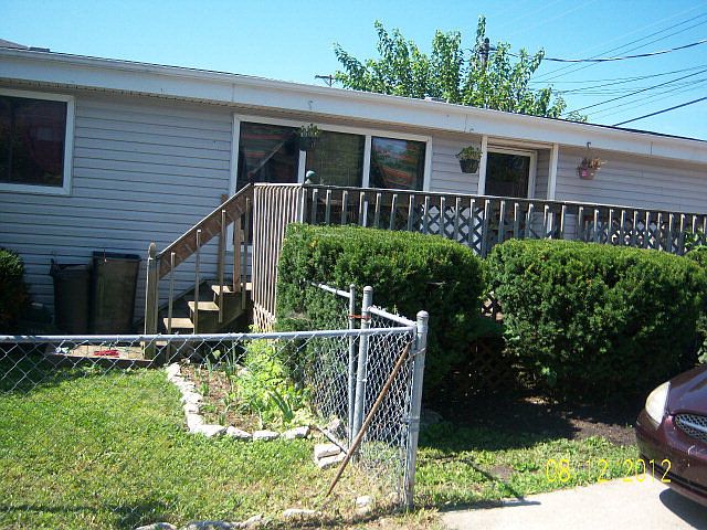 1st image of 201 Boggs Ln