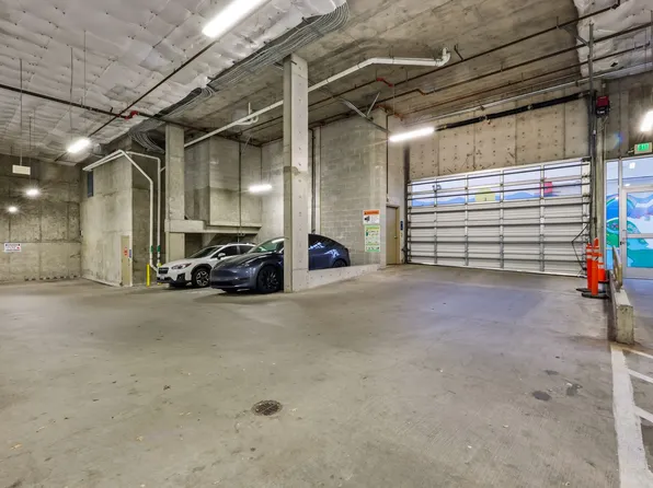 Borealis Apartments, 109 Dexter Ave N Unit 302, Seattle, WA 98109