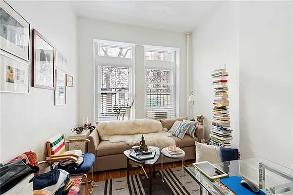 Sold by Vandenberg | media 5