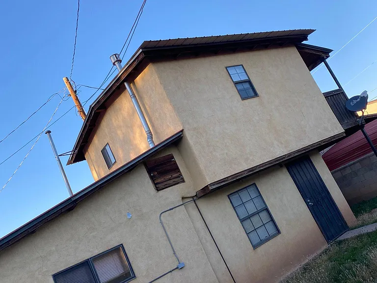 4051 Agua Fria St #B — Photo 3