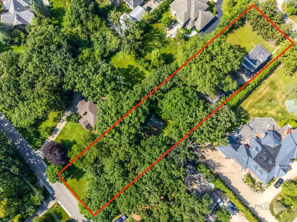 2363 Highmoor Rd, Highland Park, IL 60035