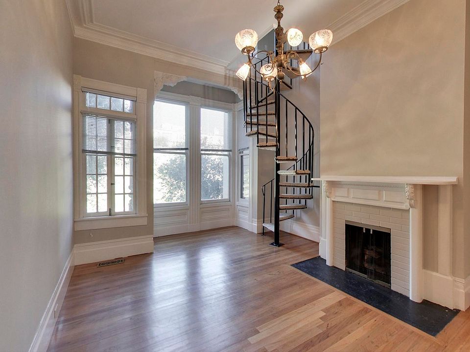 1st image of 2015 Sacramento St APT 101