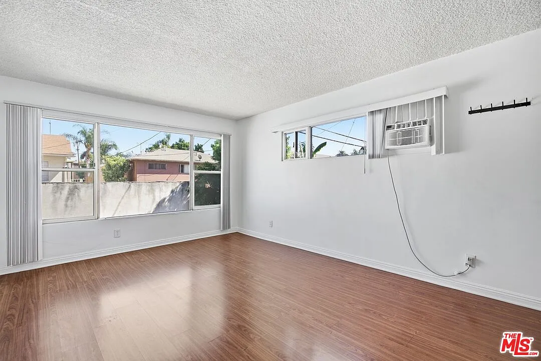 1 bed, 1.0 bath, 750 sqft, $1,895 — Photo 3