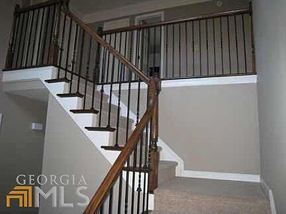 4th image of 4785 Hampton Lake Dr