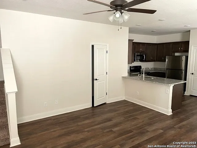 10317 Lynwood Vlg #101 — Photo 4