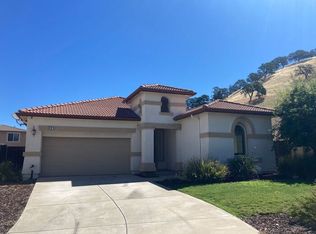 9187 Fairway Ct, Patterson, CA 95363