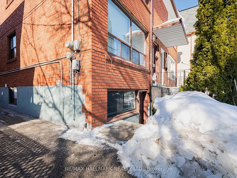 224 Pickering St #1 — Photo 2