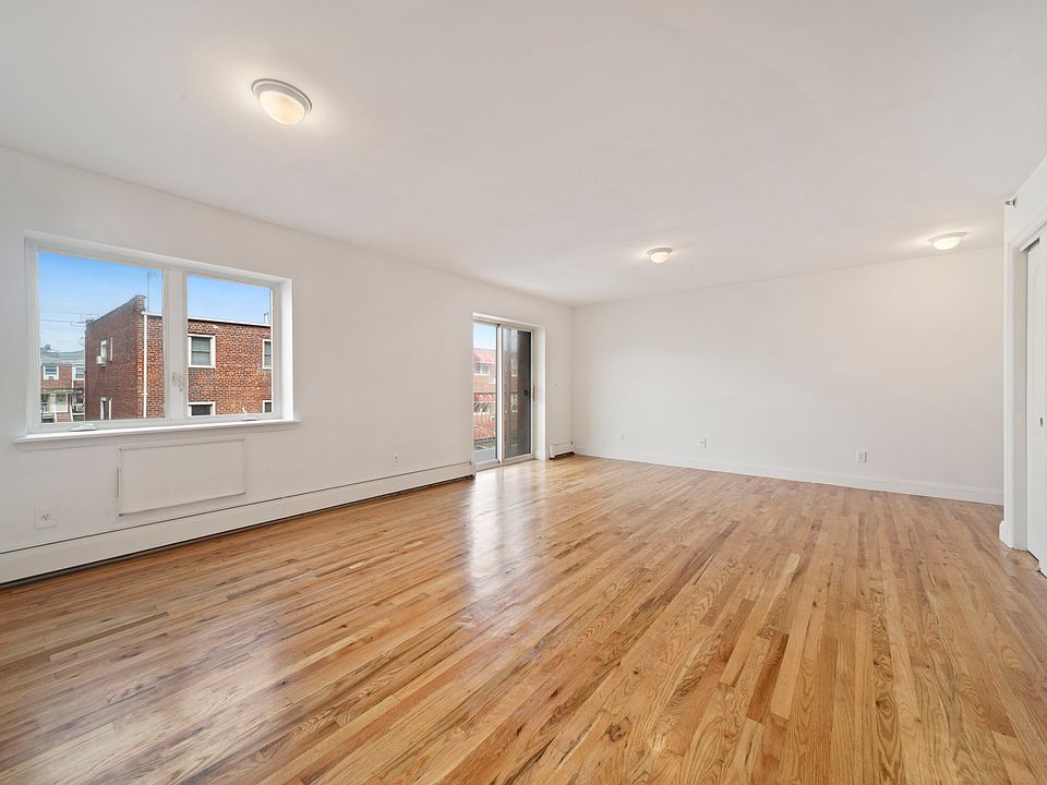 1st image of 14 Bay 47 St #2C