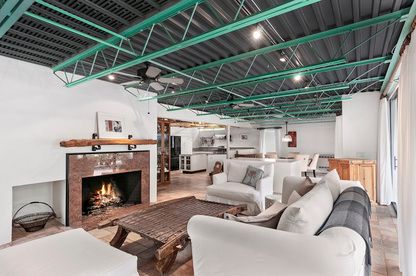  Stell Beamed Ceilings