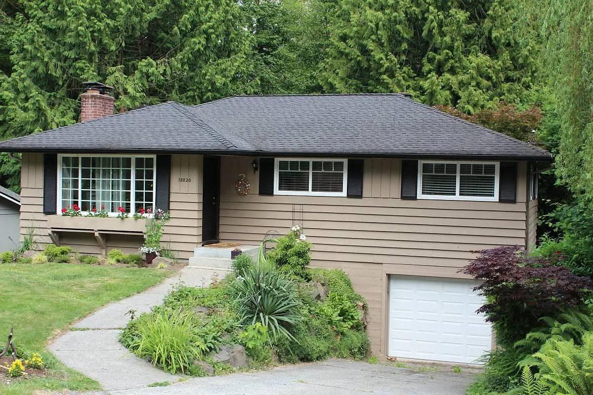 18820 57th Ave NE photo 1