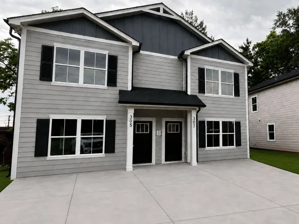 Brand-New Pet-Friendly Townhome in Hickory, NC