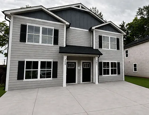 Brand-New Pet-Friendly Townhome in Hickory, NC Photo 1