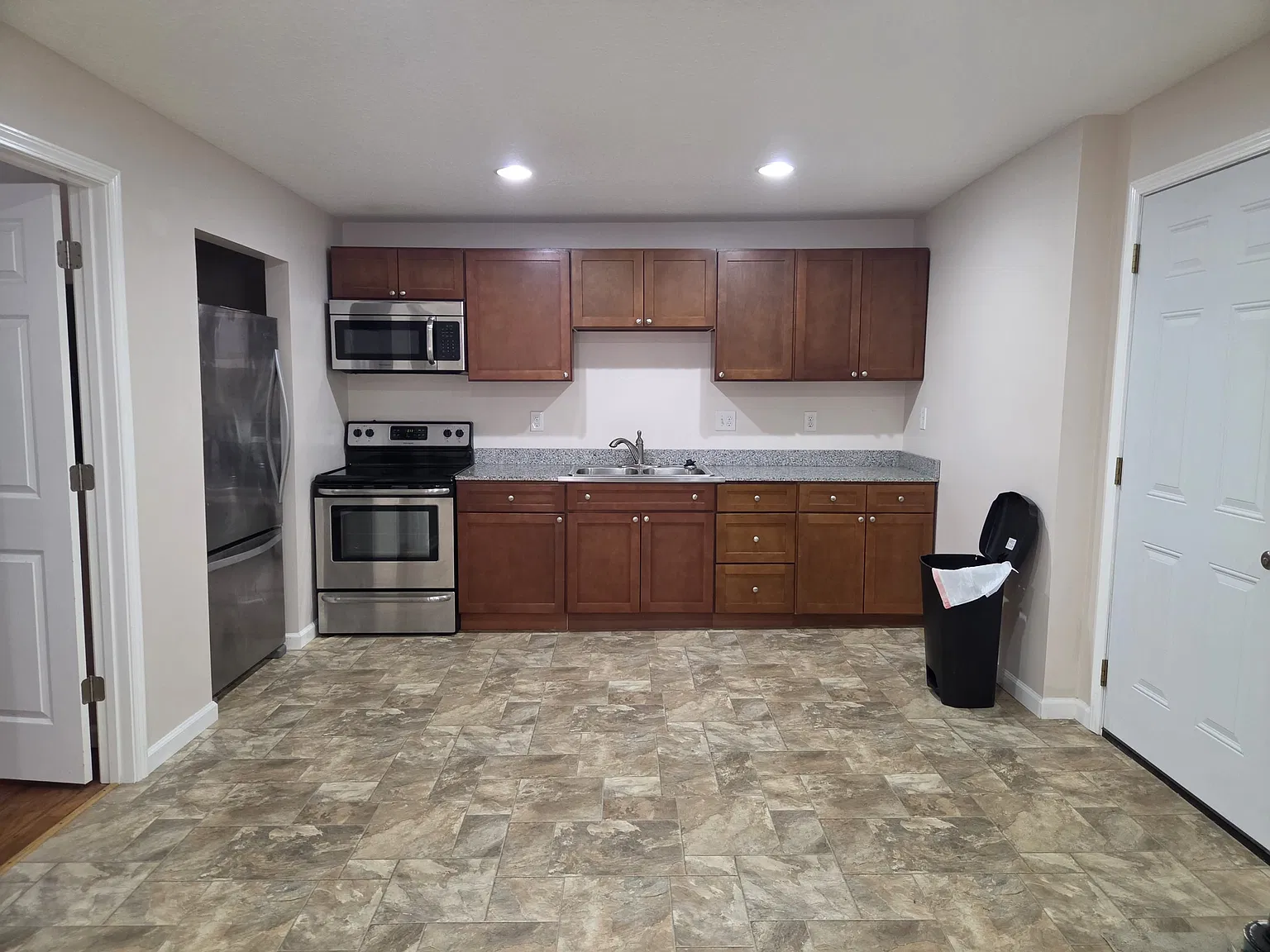 510 N Franklin St — Photo 2