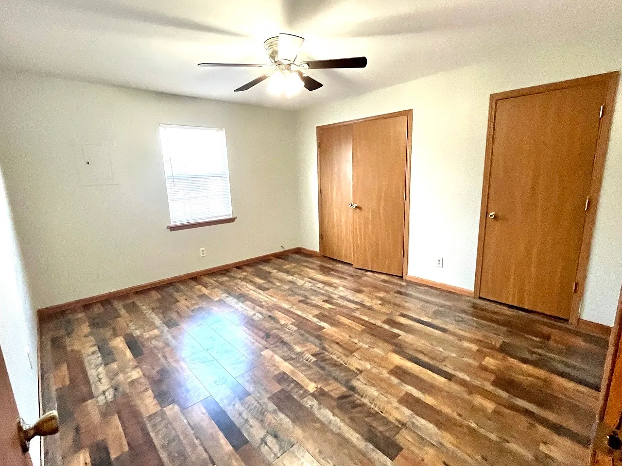 2650 Sunset Ln — Photo 2