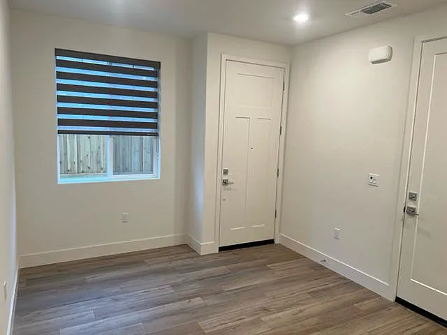6843 Ishan St — Photo 14