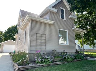 119 Oak St, Brillion, WI 54110