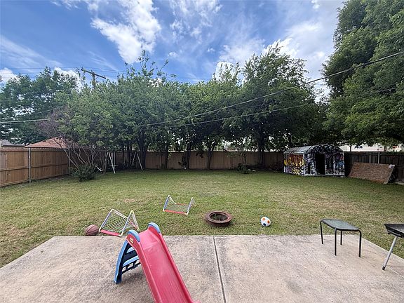 3rd image of 3029 Lisetta St