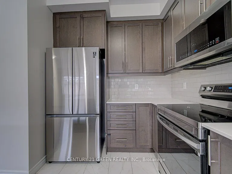 30 Baker Ln — Photo 18