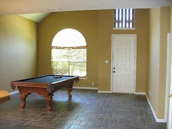 3rd image of 7802 Palisades Dr
