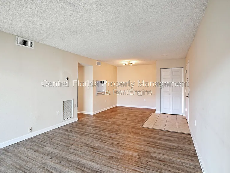 3282 S Semoran Blvd #22 — Photo 3