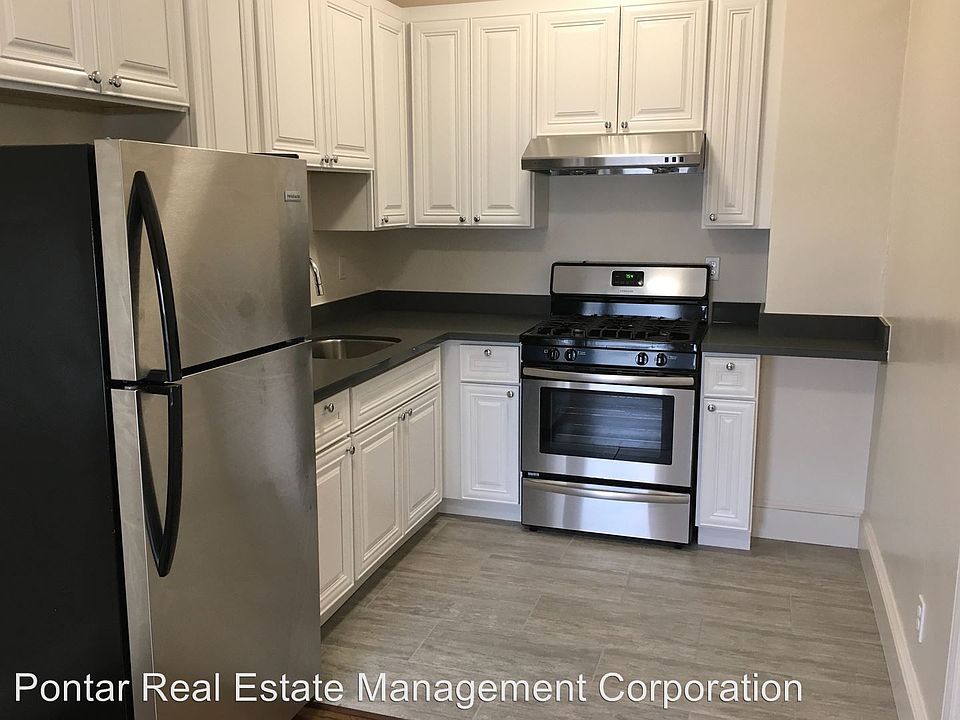 2nd image of 2310 Chestnut St APT 17