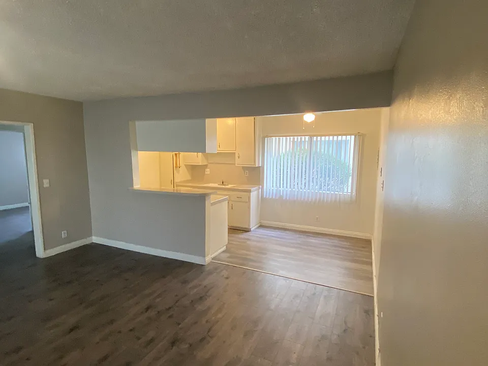 Carlton Apartments