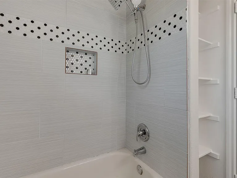 3207 Barksdale Dr — Photo 36