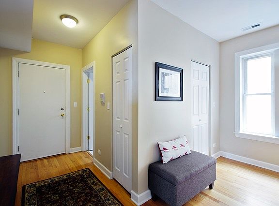 3rd image of 4642 N Albany Ave APT 2W