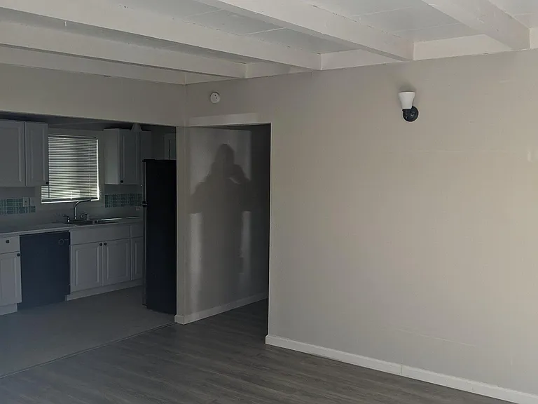 506 W Watson St #5 — Photo 2