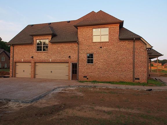 3rd image of 106 Thornwood Pl Lot 101