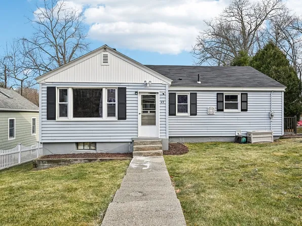 49 Dellwood Rd, Worcester, MA 01602