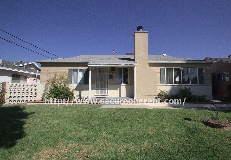 1st image of 13023 Cantara St