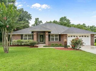 477 Turnberry Rd, Cantonment, FL 32533