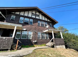 2234 Sherman Ave APT 1, North Bend, OR
